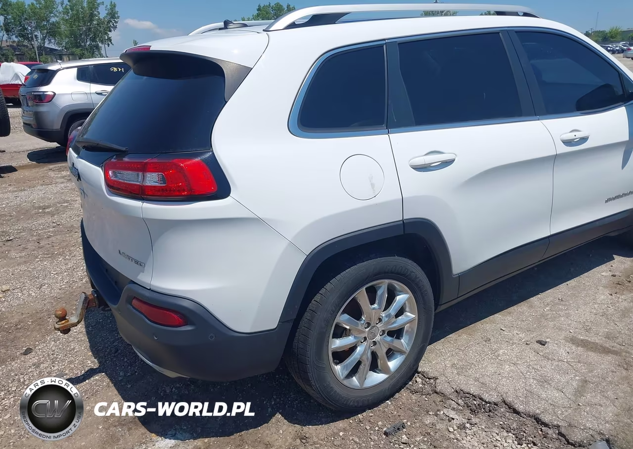 2015 Jeep Cherokee Limited VIN:1C4PJMDSXFW623873 - 4