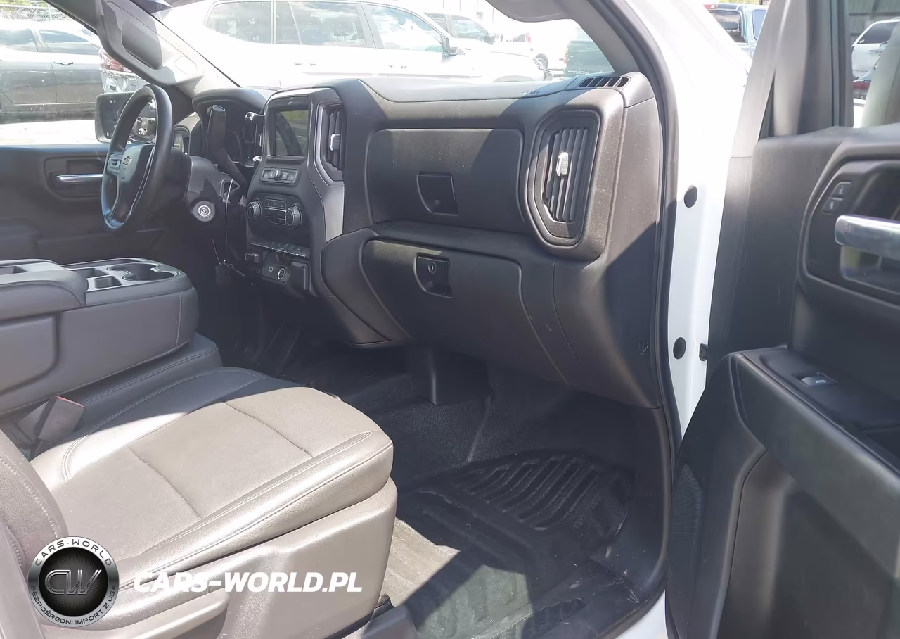 2019 Chevrolet Silverado 1500 Work Truck VIN:1GCRWAEFXKZ319106 - 5