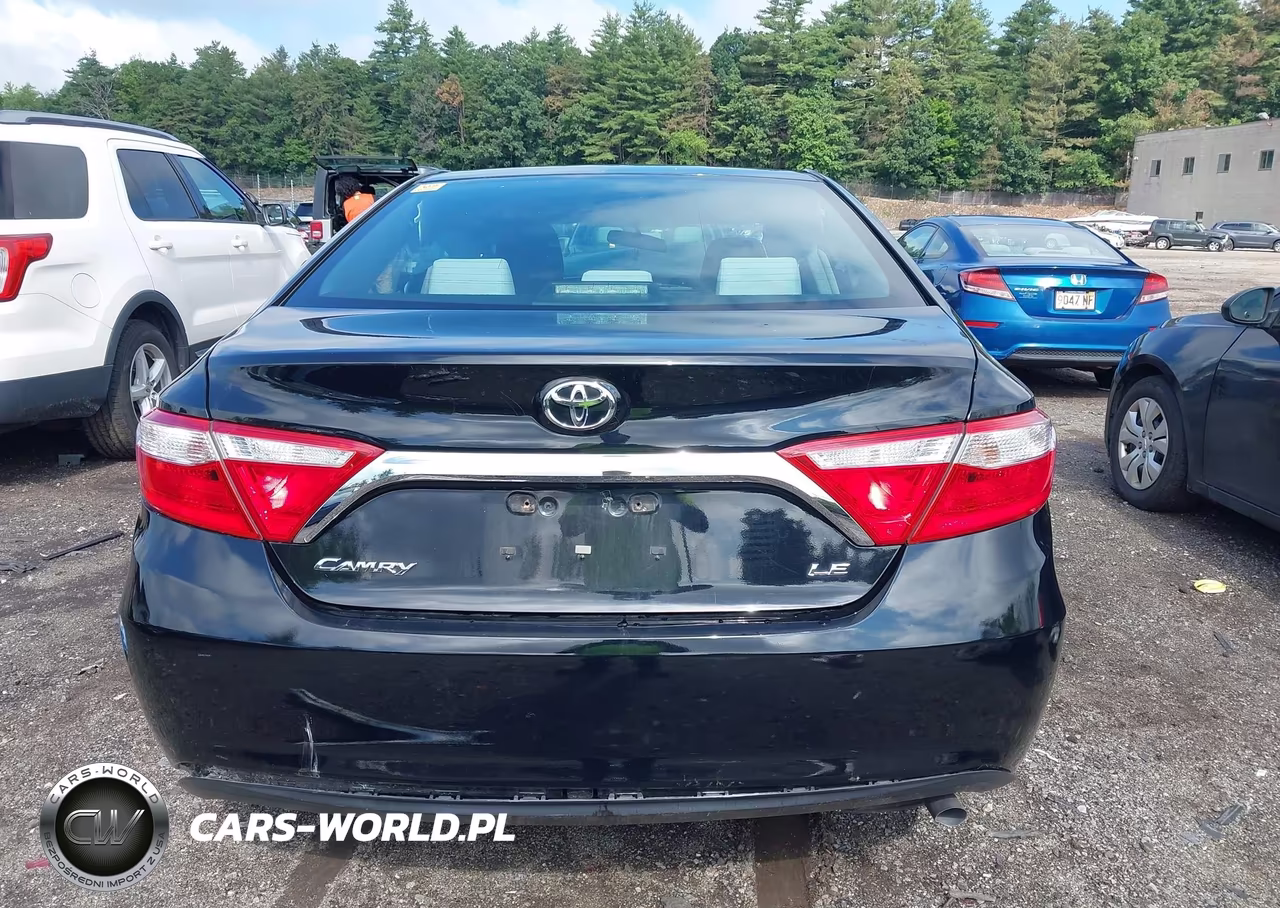 2016 Toyota Camry Le VIN:4T1BF1FK9GU153058 - 16