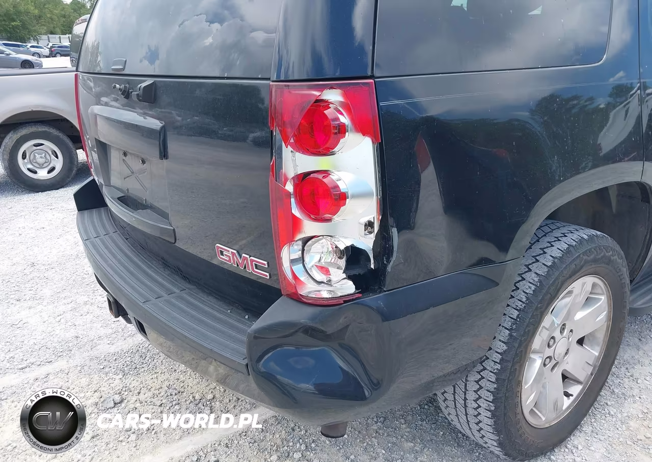 2007 GMC Yukon Commercial VIN:1GKFC13067R327547 - 13