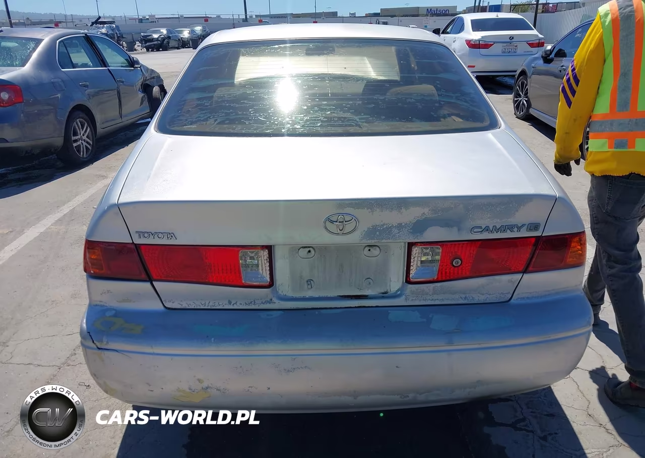 2000 Toyota Camry Le VIN:JT2BG22K9Y0383309 - 16