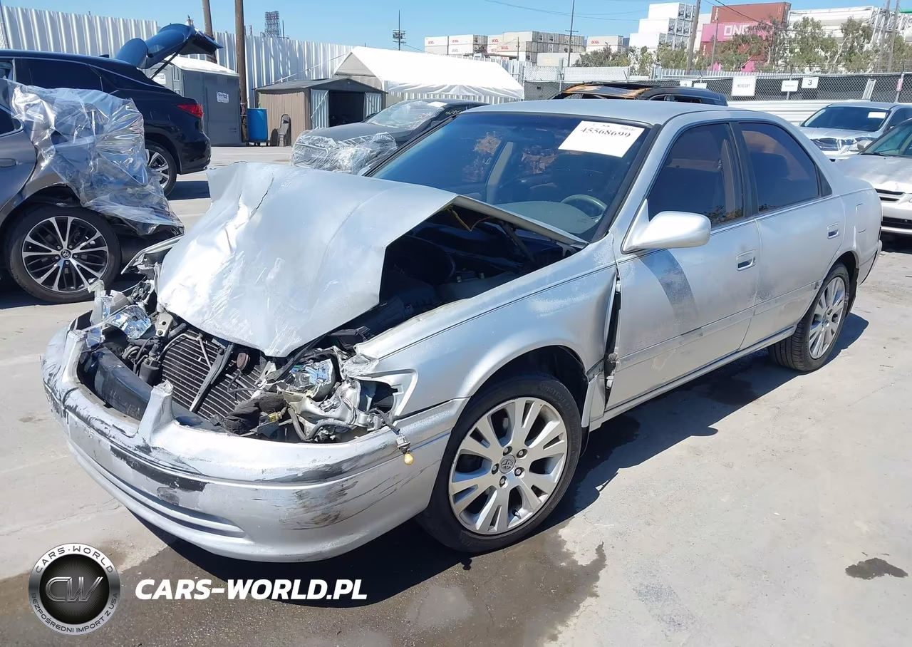 2000 Toyota Camry Le VIN:JT2BG22K9Y0383309 - 2