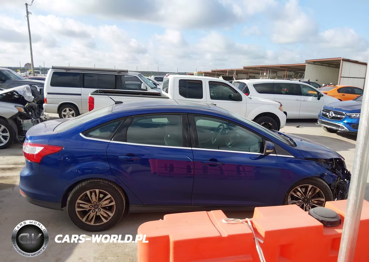 2012 Ford Focus Sel VIN:1FAHP3H29CL300182 - 13