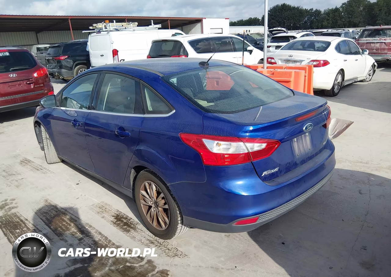 2012 Ford Focus Sel VIN:1FAHP3H29CL300182 - 3