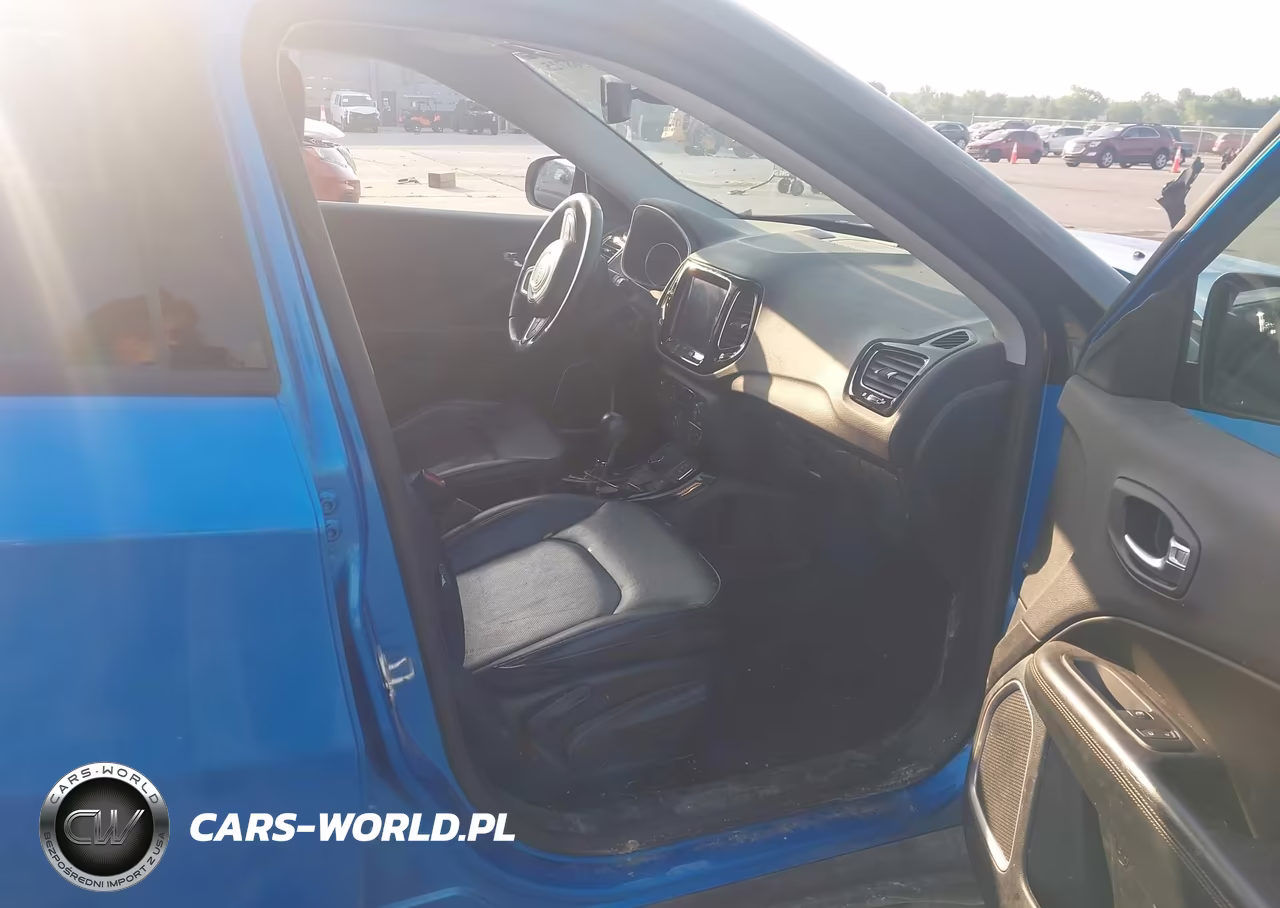 2019 Jeep Compass Limited 4X4 VIN:3C4NJDCB2KT800974 - 5