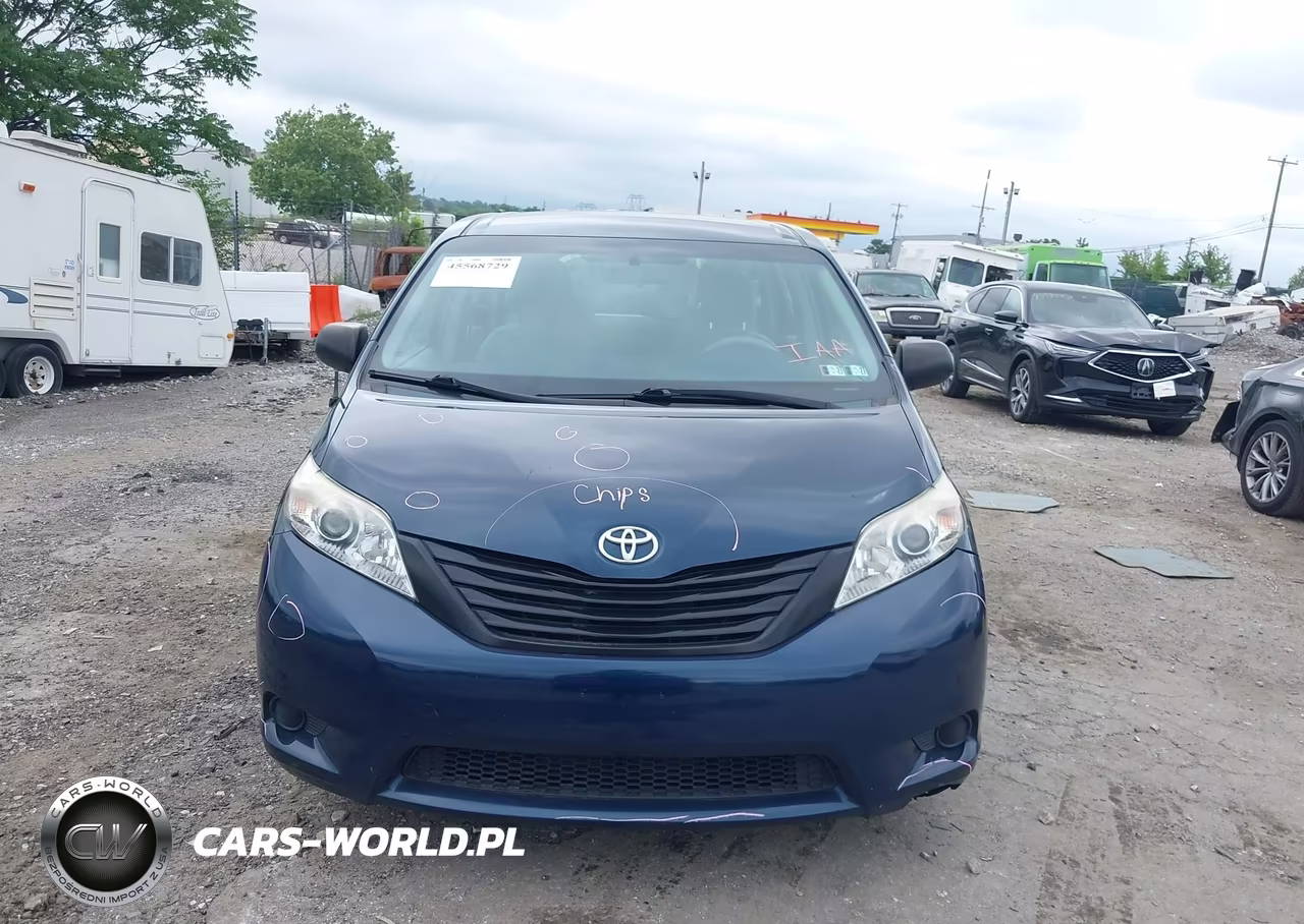 2011 Toyota Sienna Base V6 VIN:5TDZK3DC1BS068055 - 11