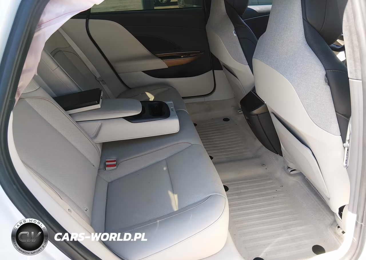 2023 Lucid Air Touring VIN:50EA1TEA4PA005500 - 8