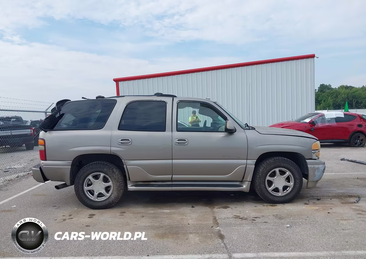 2003 GMC Yukon Denali VIN:1GKEK63UX3J321662 - 13