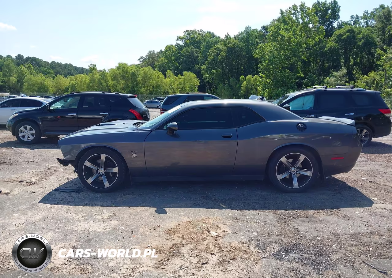 2015 Dodge Challenger R-T Plus Shaker VIN:2C3CDZBT6FH864704 - 14
