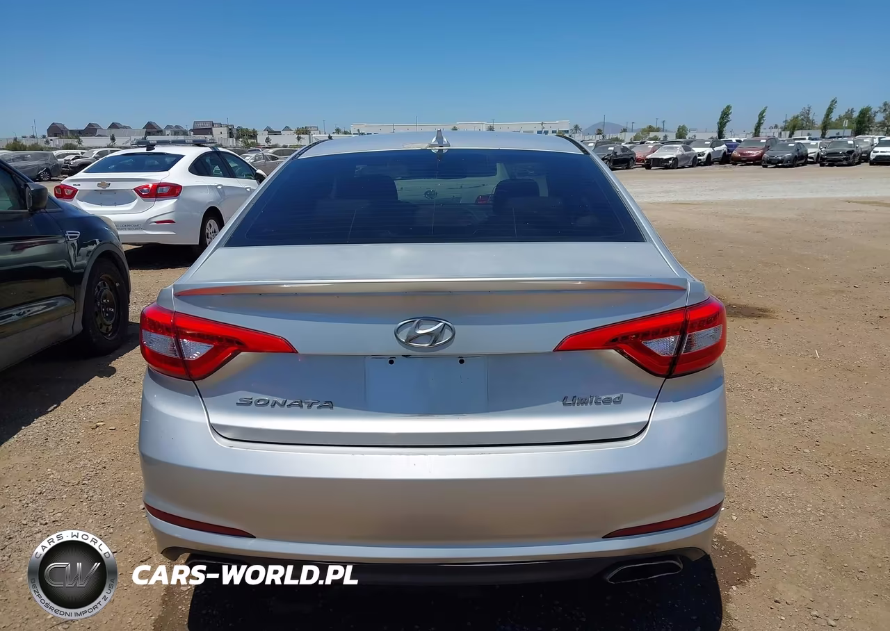 2016 Hyundai Sonata Limited VIN:5NPE34AF8GH389619 - 16