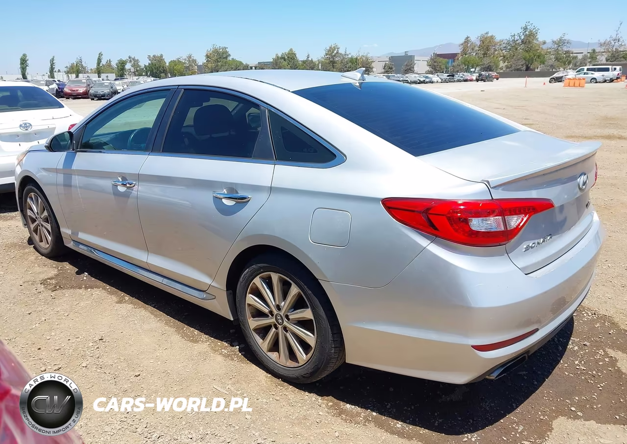 2016 Hyundai Sonata Limited VIN:5NPE34AF8GH389619 - 3
