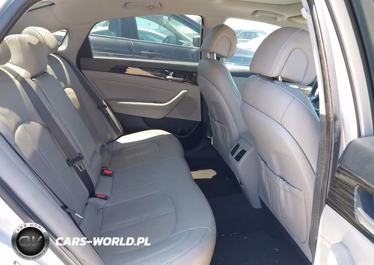 2016 Hyundai Sonata Limited VIN:5NPE34AF8GH389619 - 8