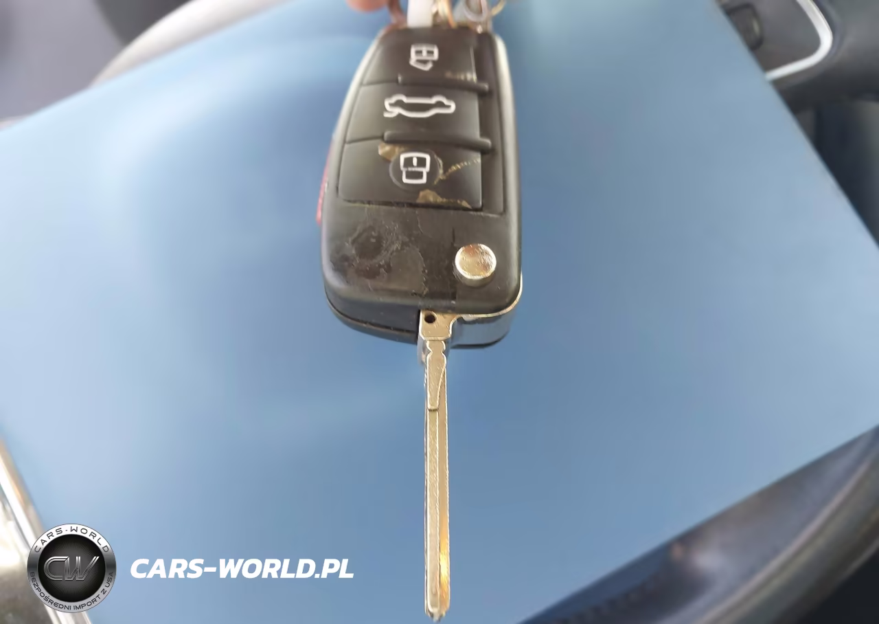 2012 Audi A3 2.0T Premium VIN:WAUBEAFM2CA051781 - 11