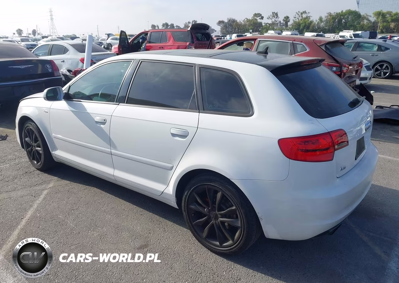 2012 Audi A3 2.0T Premium VIN:WAUBEAFM2CA051781 - 3