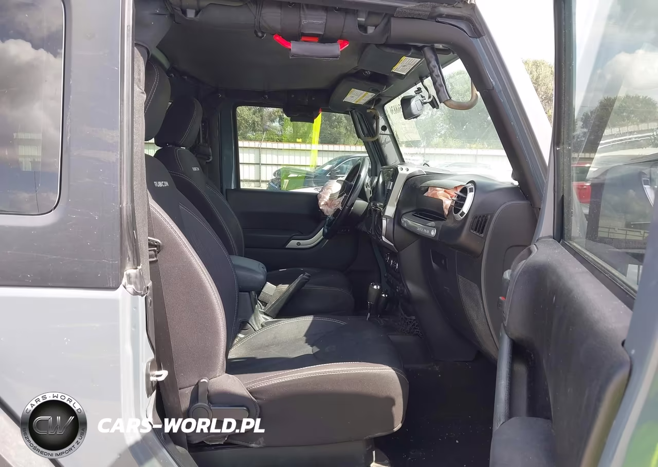 2014 Jeep Wrangler Rubicon VIN:1C4BJWCGXEL181177 - 5