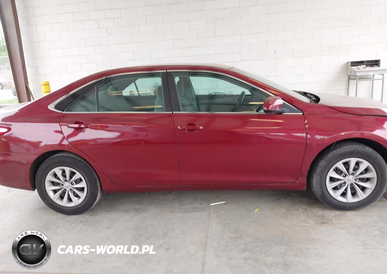 2016 Toyota Camry Le VIN:4T1BF1FK7GU505635 - 13
