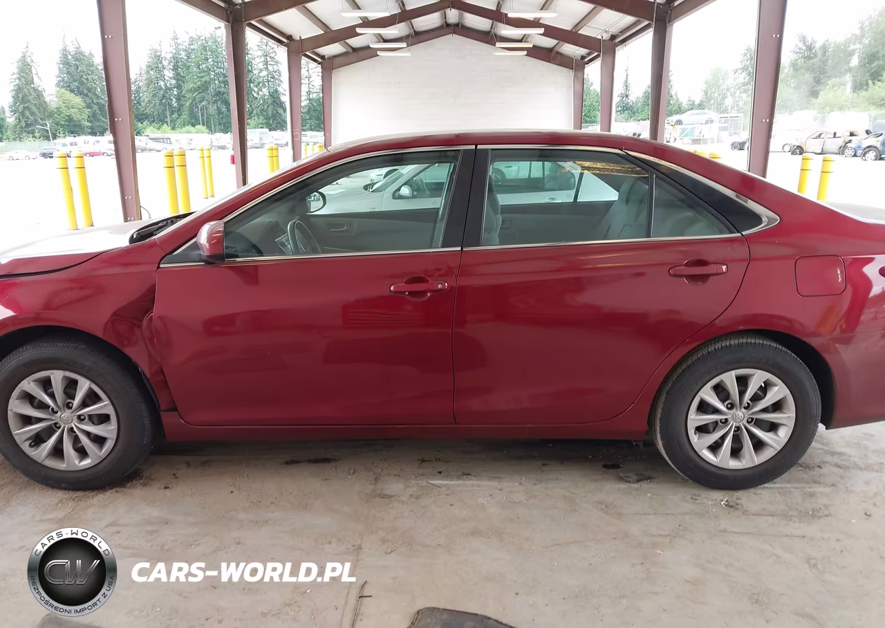 2016 Toyota Camry Le VIN:4T1BF1FK7GU505635 - 14
