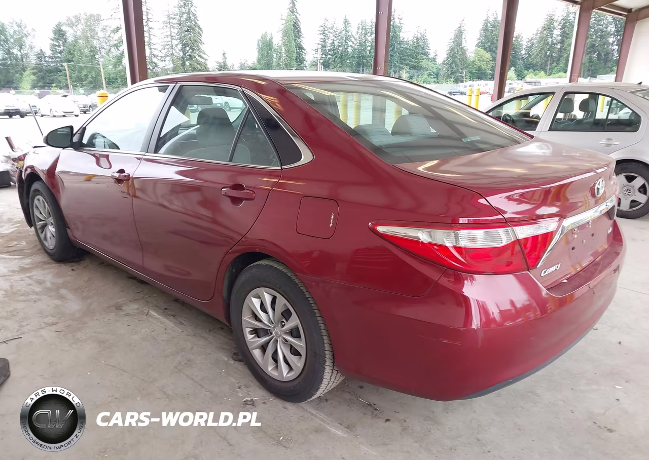 2016 Toyota Camry Le VIN:4T1BF1FK7GU505635 - 3