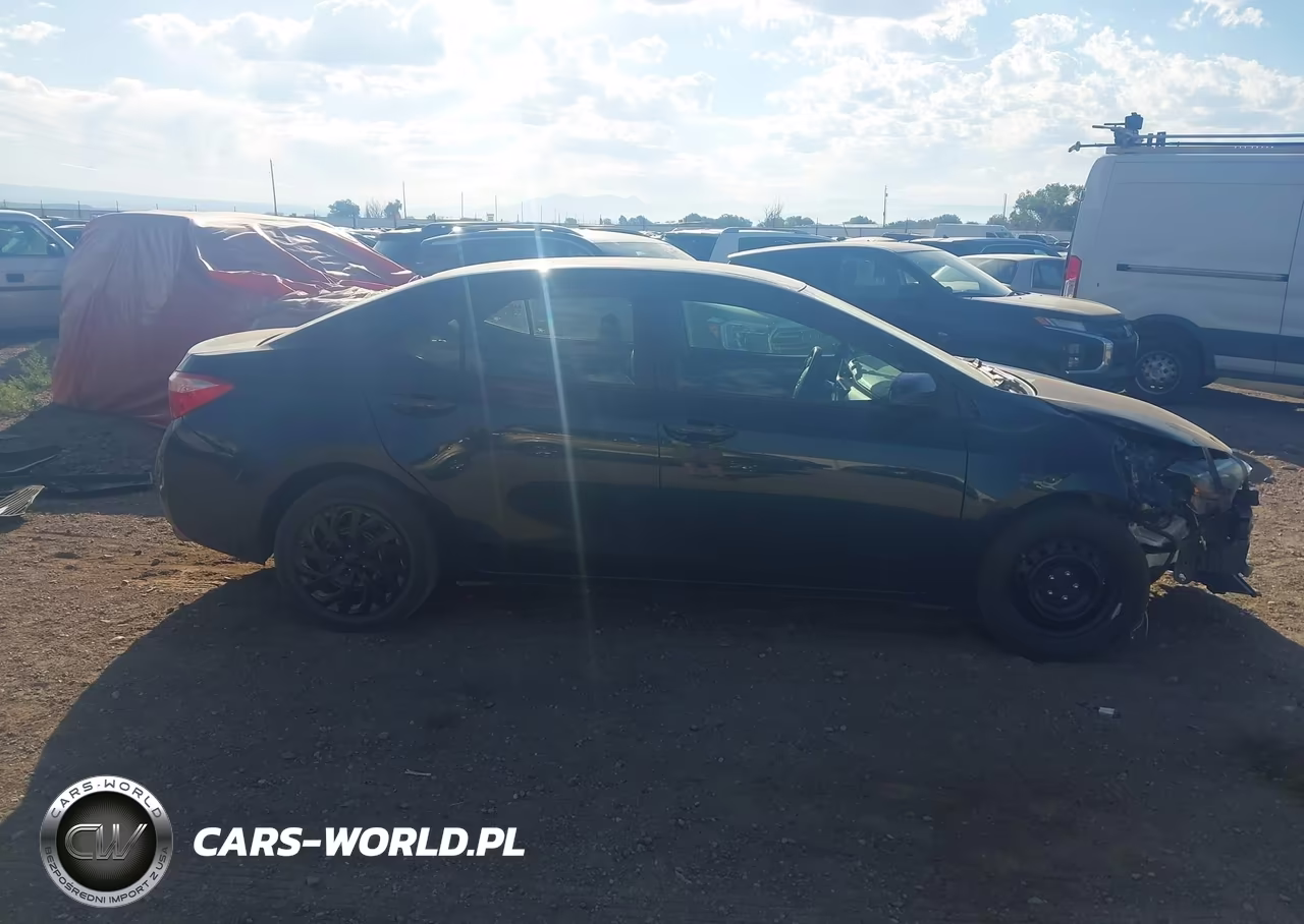 2019 Toyota Corolla Le VIN:2T1BURHE5KC165410 - 13