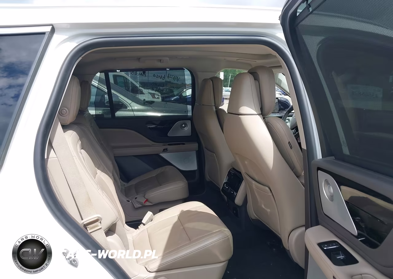 2020 Lincoln Aviator Reserve VIN:5LM5J7XCXLGL21530 - 8