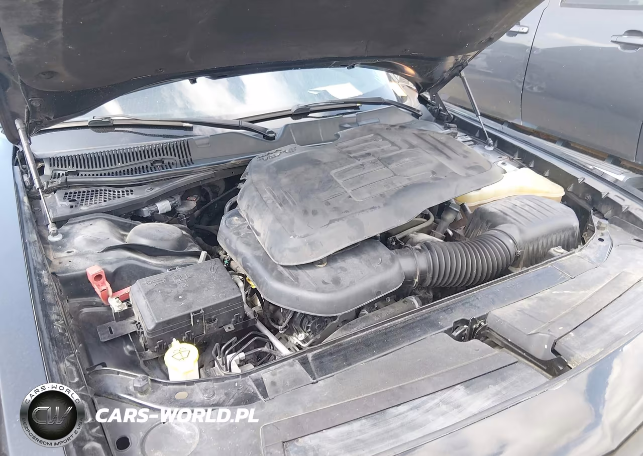 2018 Dodge Challenger Sxt VIN:2C3CDZAG7JH321679 - 10