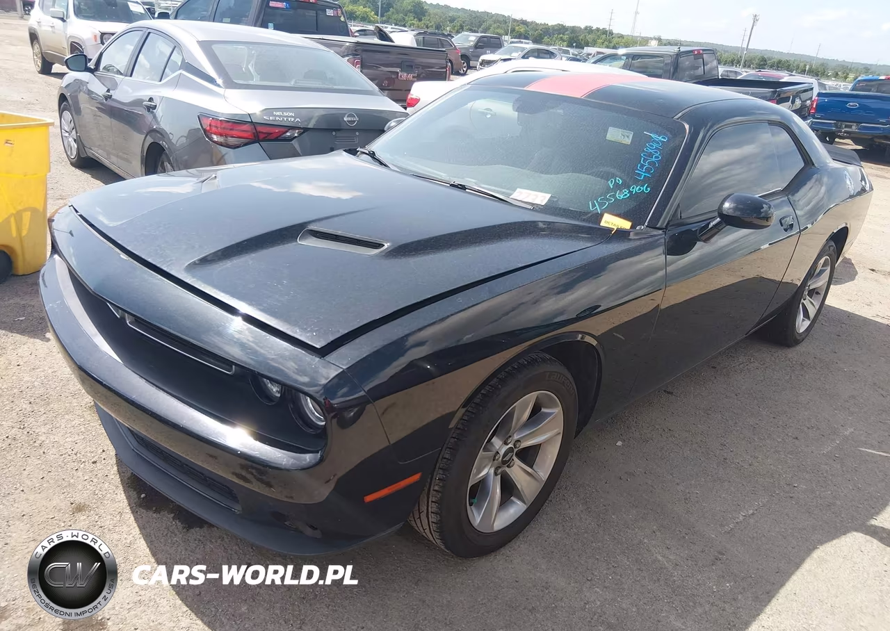 2018 Dodge Challenger Sxt VIN:2C3CDZAG7JH321679 - 2