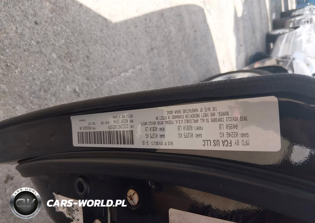 2018 Dodge Challenger Sxt VIN:2C3CDZAG7JH321679 - 9