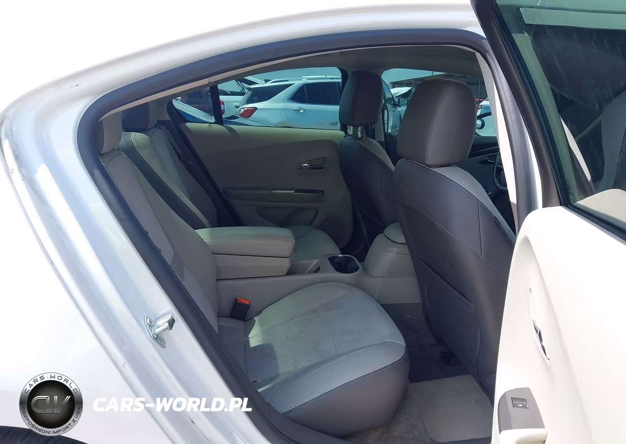 2015 Chevrolet Volt VIN:1G1RB6E46FU118774 - 8