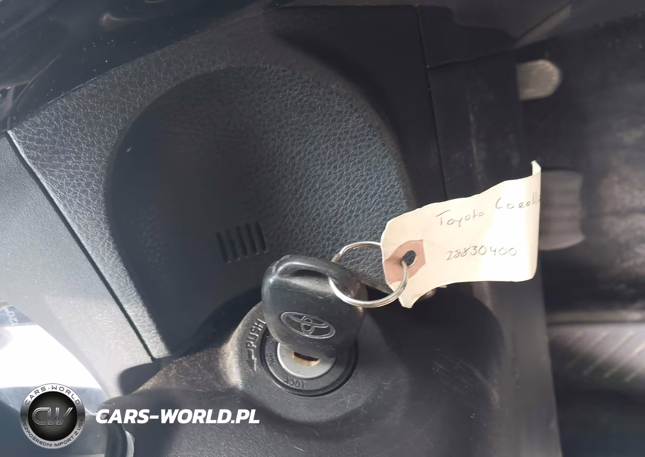 2018 Toyota Corolla Le VIN:2T1BURHE6JC083068 - 11