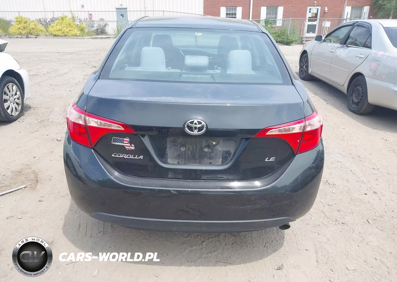 2018 Toyota Corolla Le VIN:2T1BURHE6JC083068 - 16