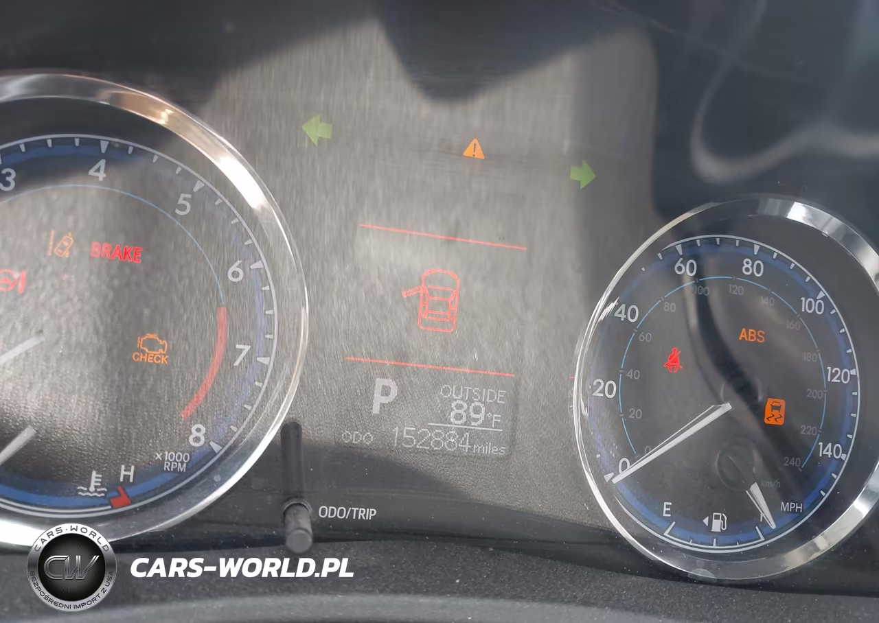 2018 Toyota Corolla Le VIN:2T1BURHE6JC083068 - 7