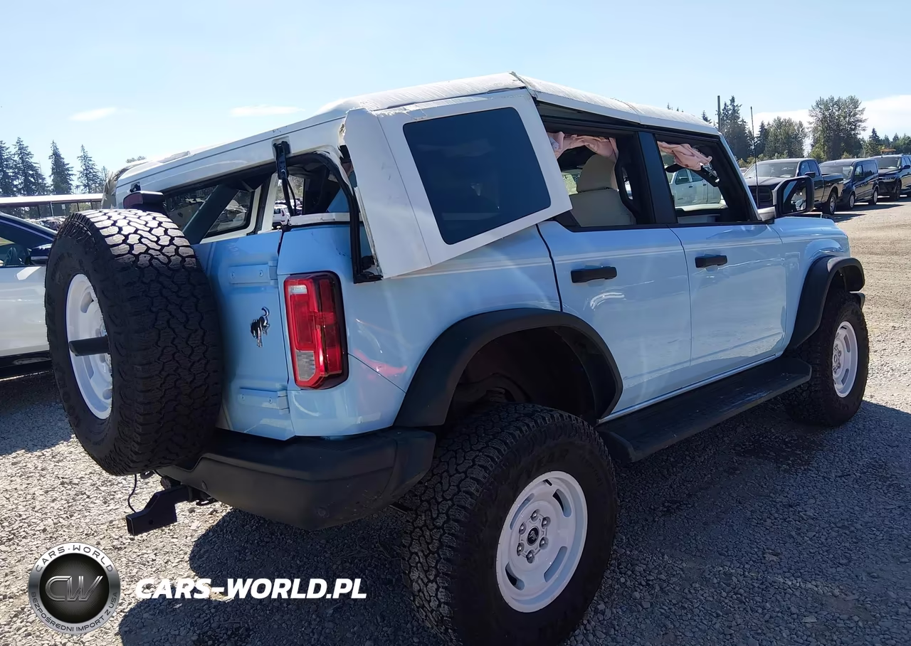2025 Ford Bronco Heritage Edition VIN:1FMEE4DP2SLA53494 - 4