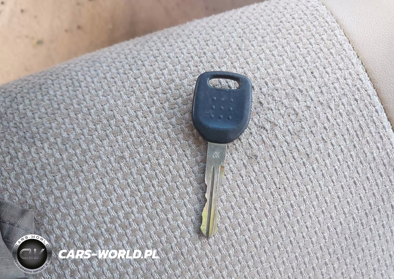 2004 Subaru Forester 2.5X VIN:JF1SG636X4H752566 - 11
