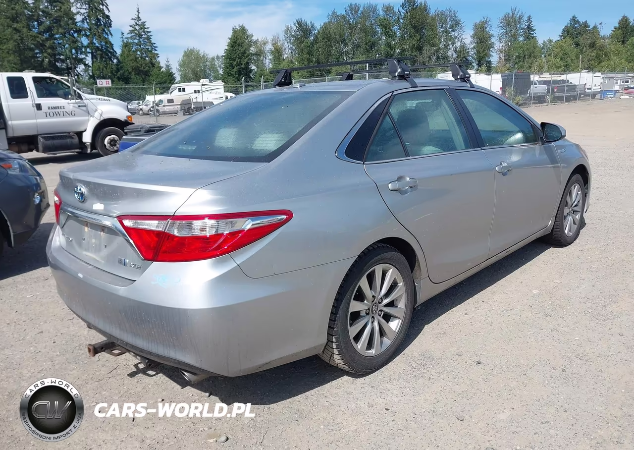 2017 Toyota Camry Hybrid Xle VIN:4T1BD1FK6HU215118 - 4