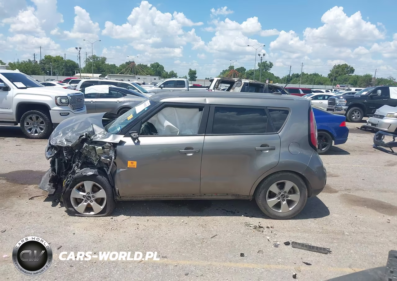 2018 Kia Soul VIN:KNDJN2A23J7595792 - 15