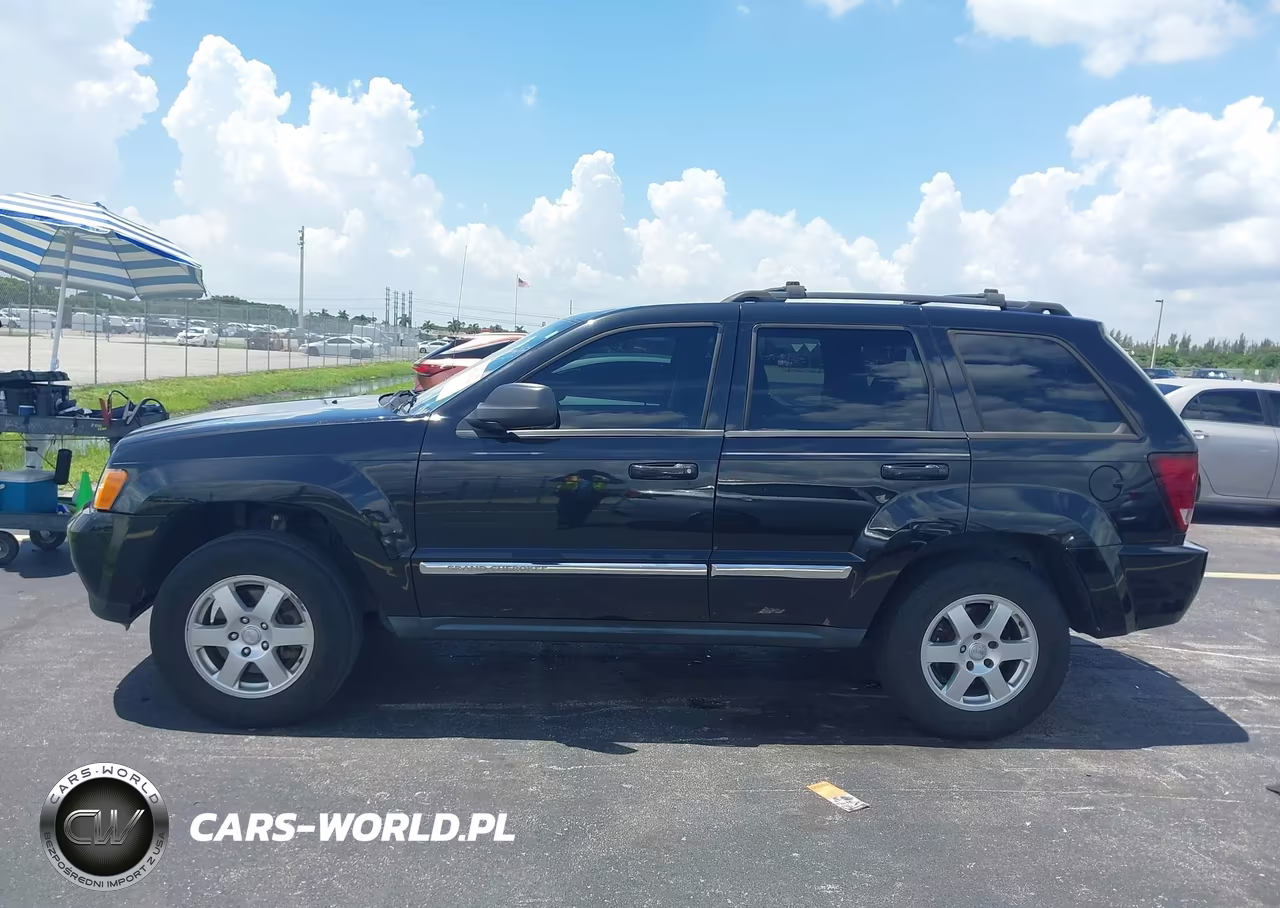 2010 Jeep Grand Cherokee Laredo VIN:1J4PS4GKXAC124309 - 14