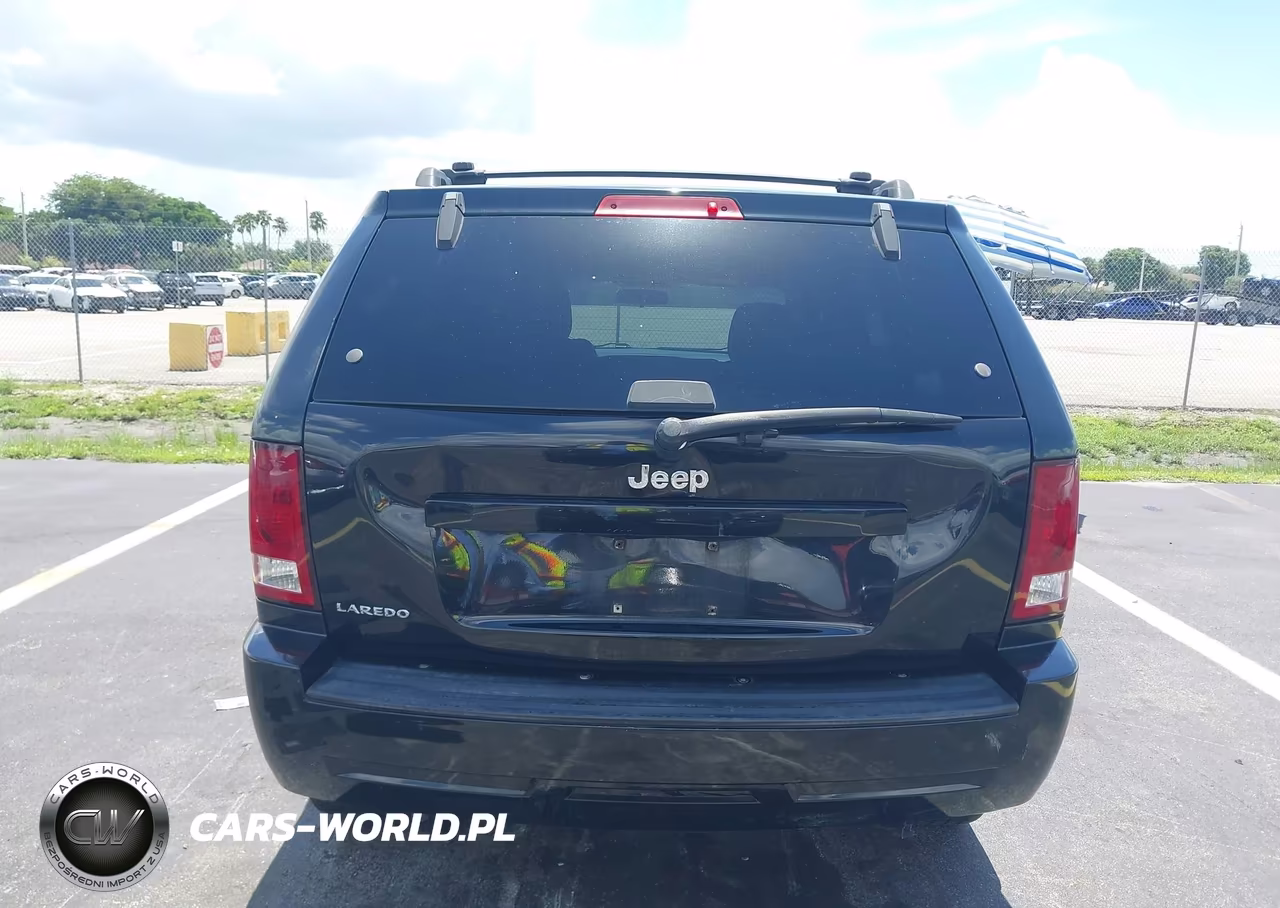 2010 Jeep Grand Cherokee Laredo VIN:1J4PS4GKXAC124309 - 16