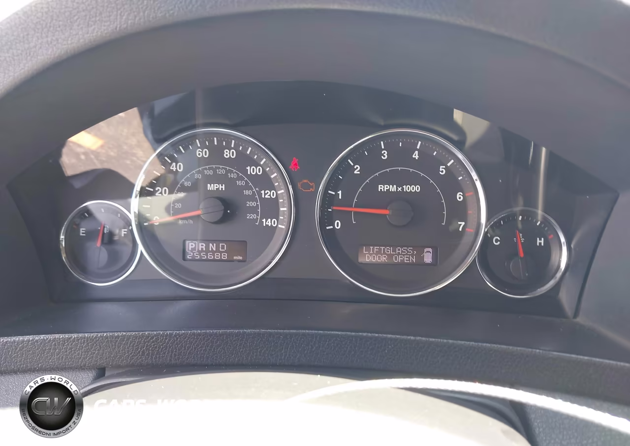 2010 Jeep Grand Cherokee Laredo VIN:1J4PS4GKXAC124309 - 7