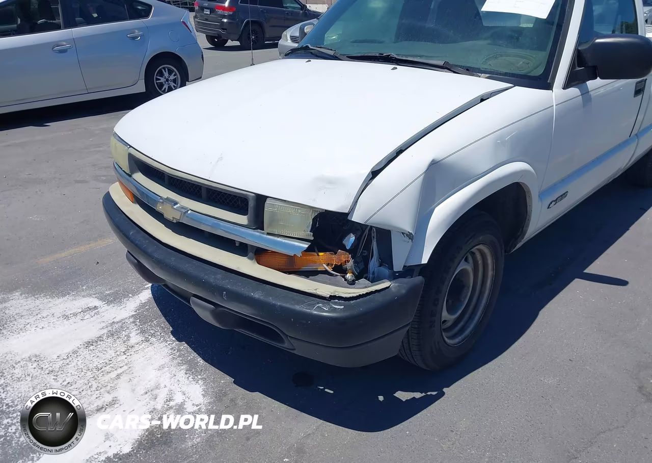 2002 Chevrolet S-10 VIN:1GCCS14W928208376 - 6