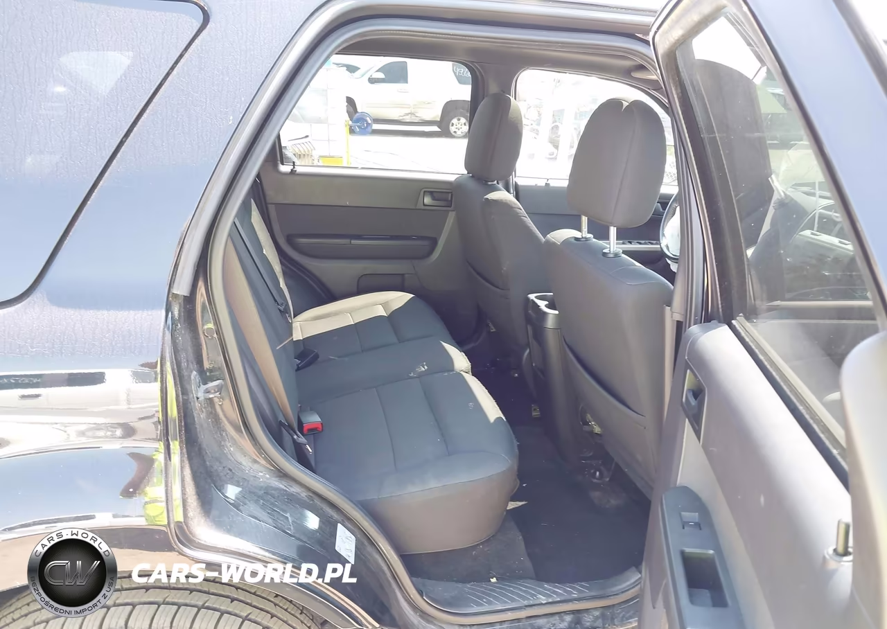 2010 Ford Escape Xlt VIN:1FMCU0D70AKD43143 - 8