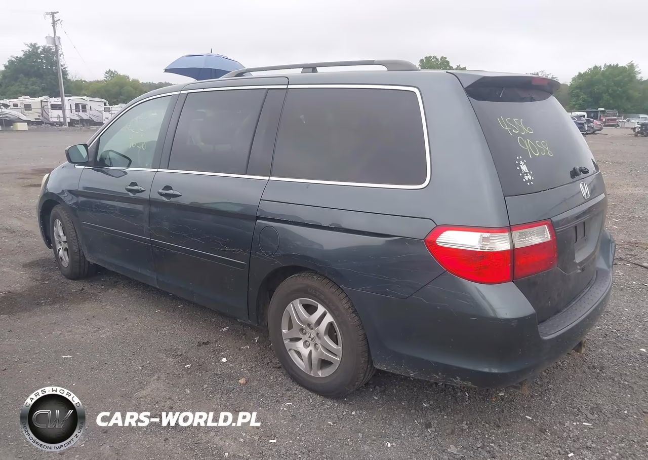 2005 Honda Odyssey Ex VIN:5FNRL38405B032074 - 3