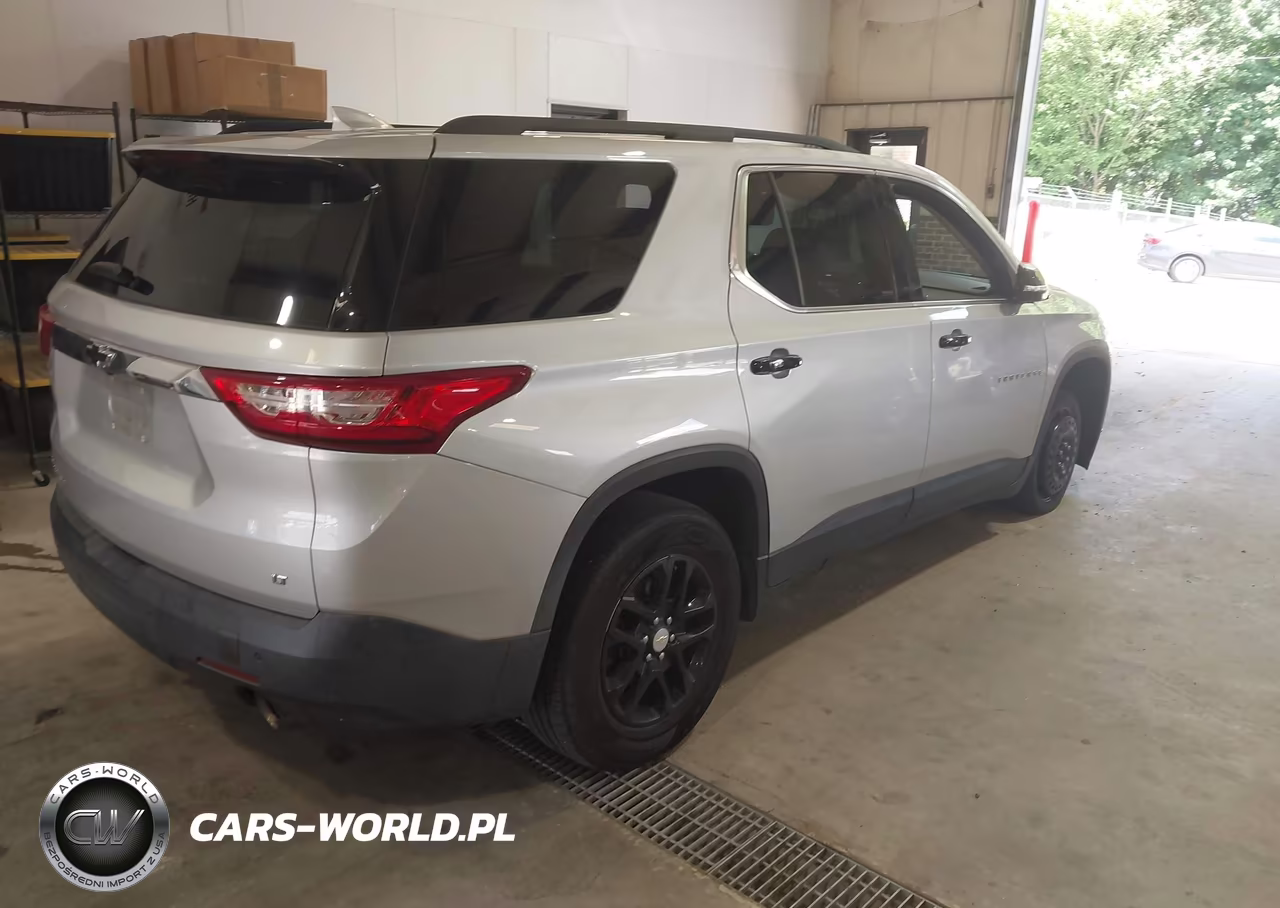 2019 Chevrolet Traverse 3Lt VIN:1GNEVHKW4KJ157073 - 4