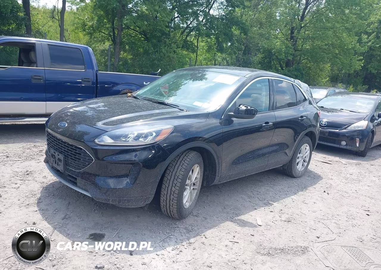2021 Ford Escape Se VIN:1FMCU9G60MUA30562 - 2