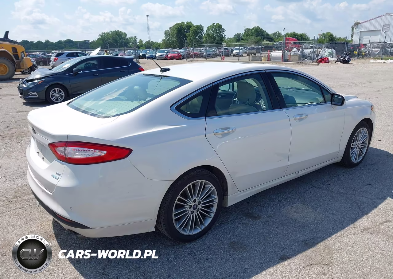 2014 Ford Fusion Se VIN:3FA6P0HD0ER199772 - 4
