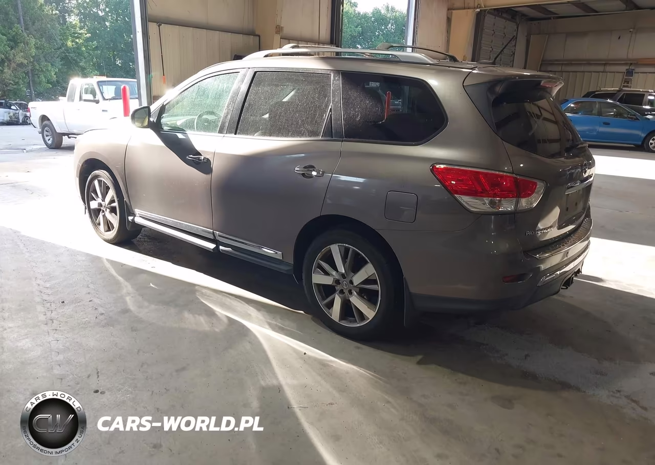 2014 Nissan Pathfinder Platinum VIN:5N1AR2MM1EC660679 - 3