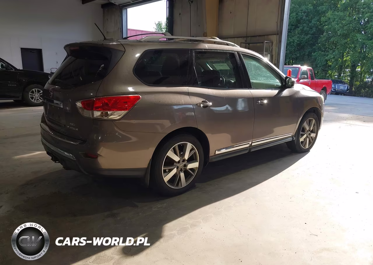 2014 Nissan Pathfinder Platinum VIN:5N1AR2MM1EC660679 - 4