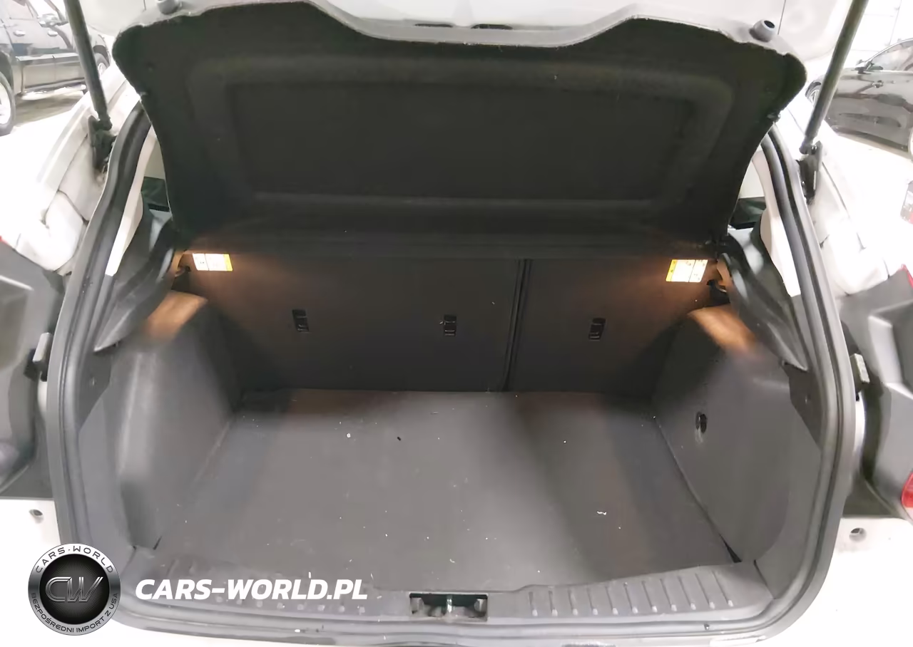 2013 Ford Focus Se VIN:1FADP3K24DL234410 - 17