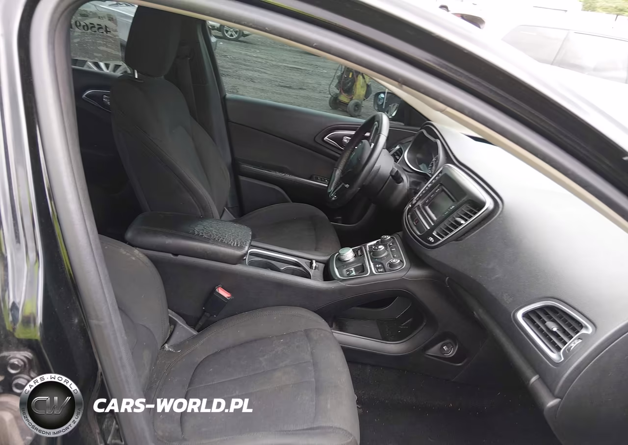 2016 Chrysler 200 Limited VIN:1C3CCCABXGN121884 - 5