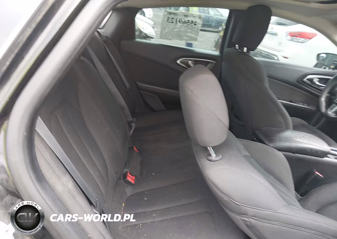 2016 Chrysler 200 Limited VIN:1C3CCCABXGN121884 - 8