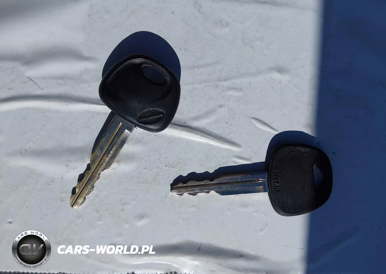 1999 Hyundai Elantra Gl VIN:KMHJF25F8XU781585 - 11